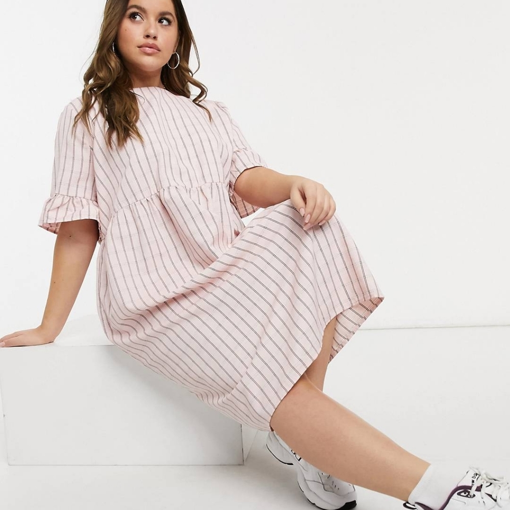 NWT Pale pink plaid dress